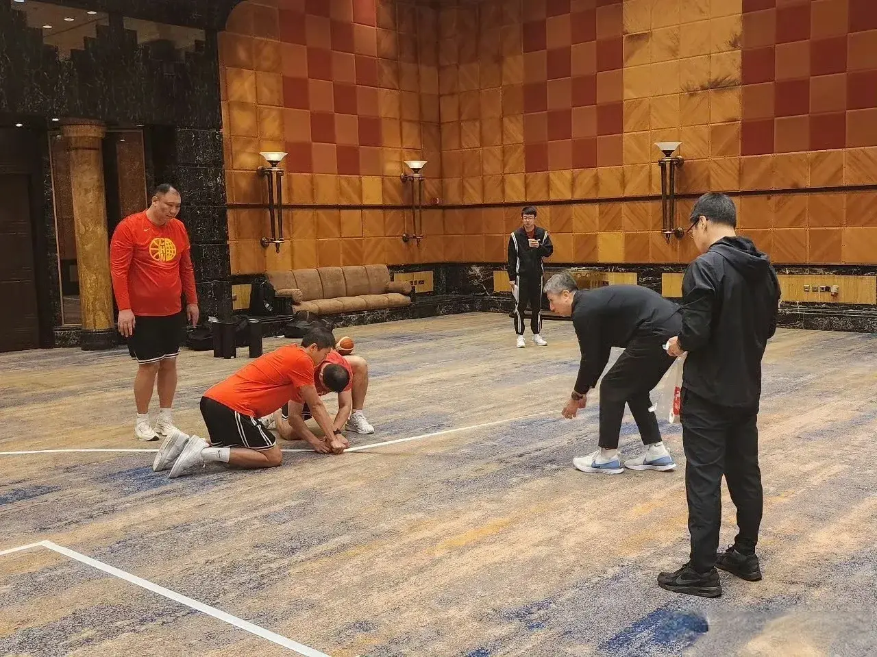 金秋, 的故事, 亚洲杯冠军 金秋, 的故事, 亚洲杯冠军